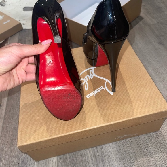 Louboutin heels - Picture 3 of 10